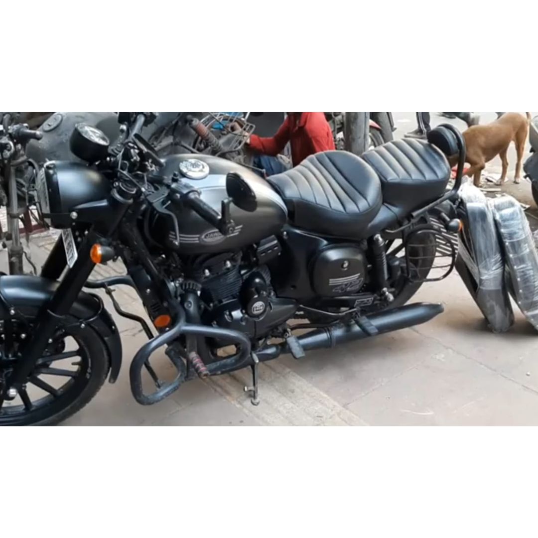 Big Boss Seats for Jawa 42, 42 2.1 & Classic 300 – Extra Comfort