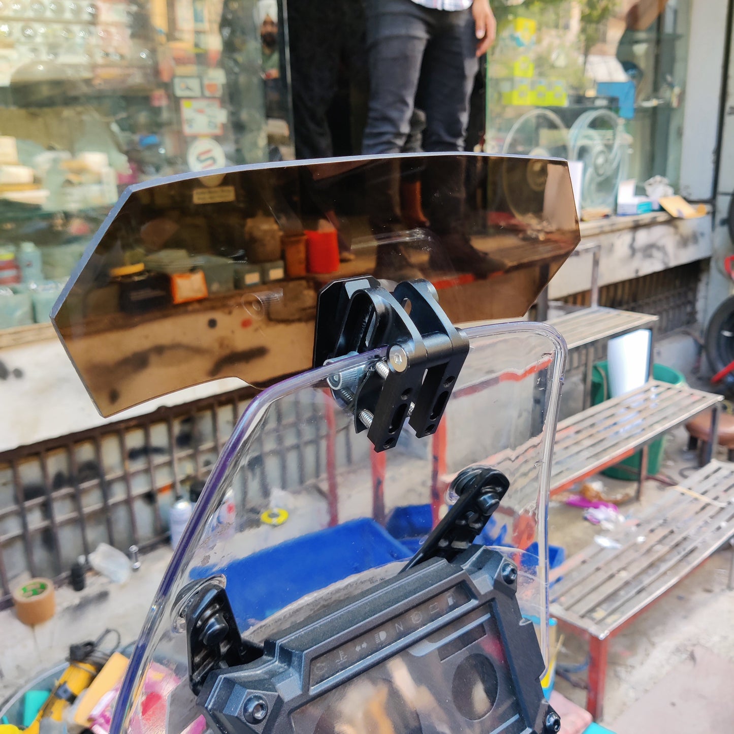 Extendable Visor for All Motorcycles