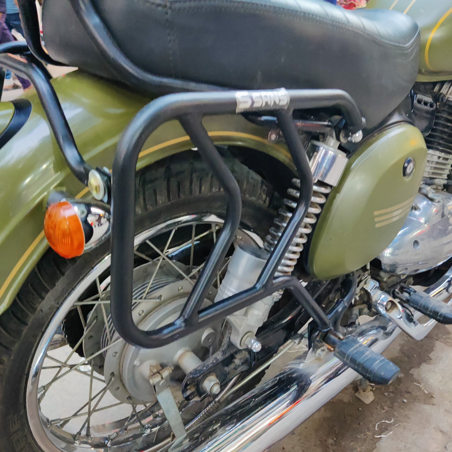 Premium Saddle Stay for Jawa 42, Classic, 42 2.1 & Yezdi Roadster