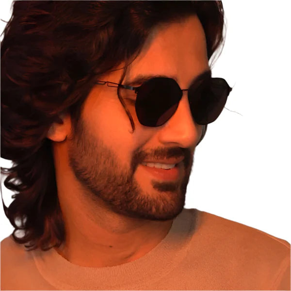 Black Polarized Geometric Sunglasses – Stylish & UV Protection | PMG4146