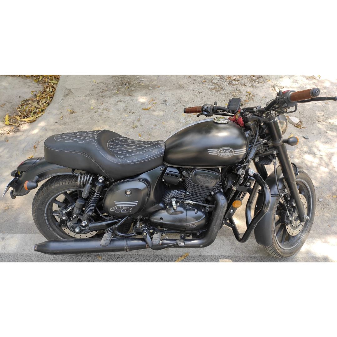 European Dual Quilted Seats for Jawa 42, 42 2.1 & Classic 300