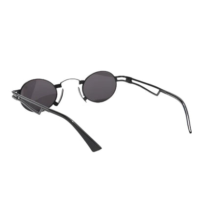 Orbit | Matte Black Round Sunglasses MG3587
