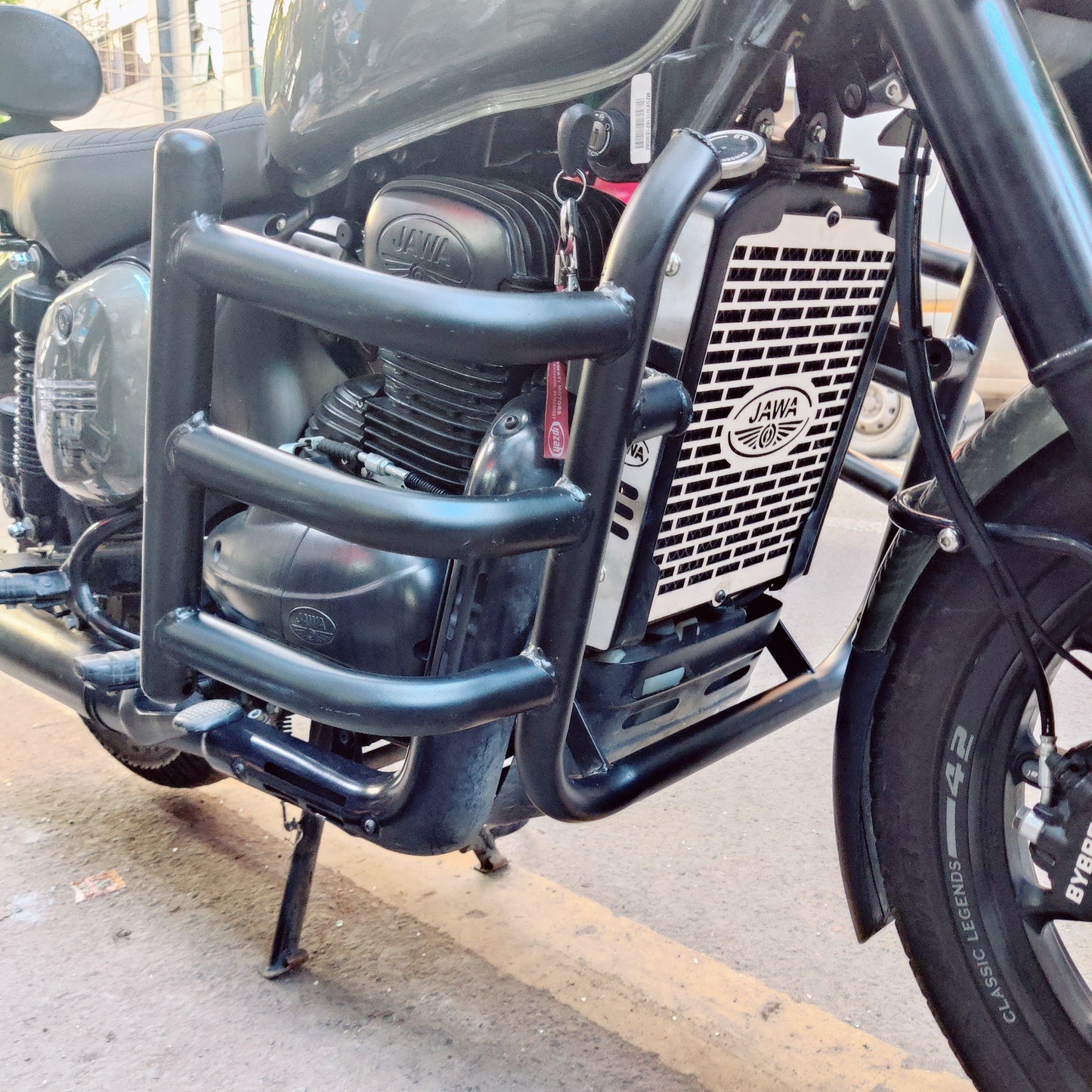 Airfly 3 rod 1.25 inch Heavy leg guard/Crash Guard for Jawa Classic , Jawa 42 ,Models,Yezdi Scrambler